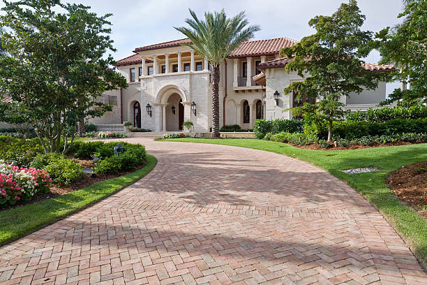 Best Custom Driveway Pavers  in Kdeer, IL